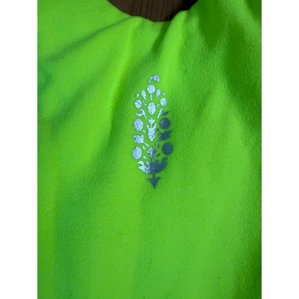 Free People Movement NWT Sports Bra SZ S Neon Highlighter Yellow Hatch